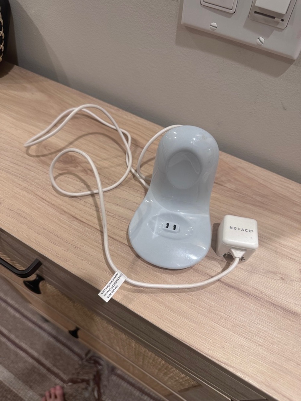 NuFace Trinity Charging Stand